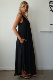 satin maxi - black