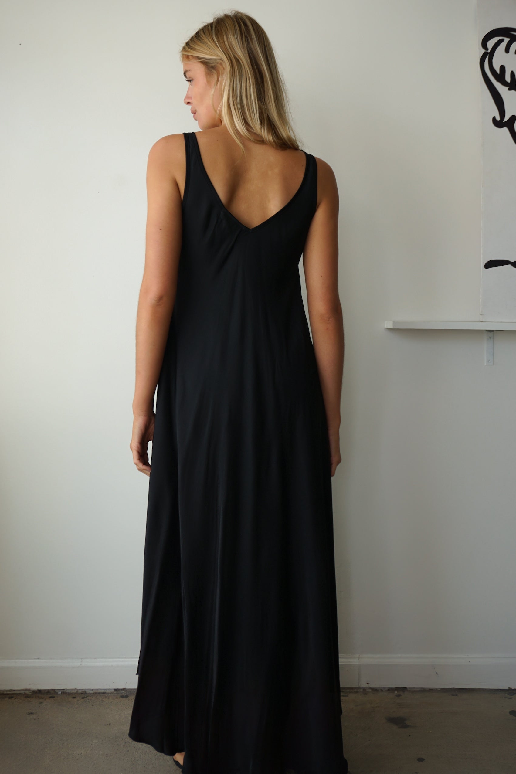 satin maxi - black